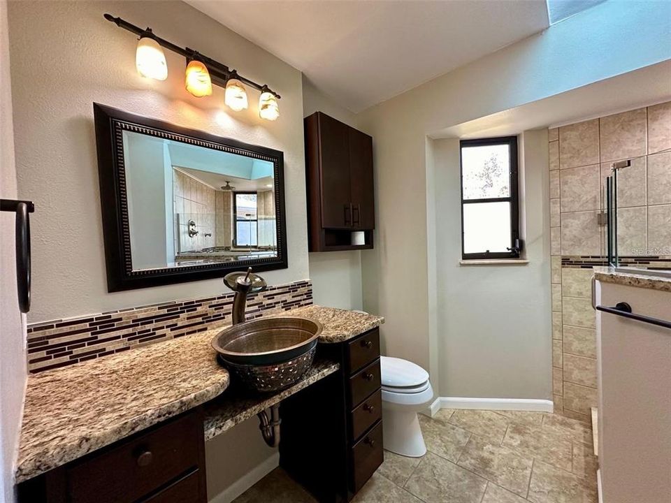 For Rent: $1,950 (3 beds, 2 baths, 1740 Square Feet)