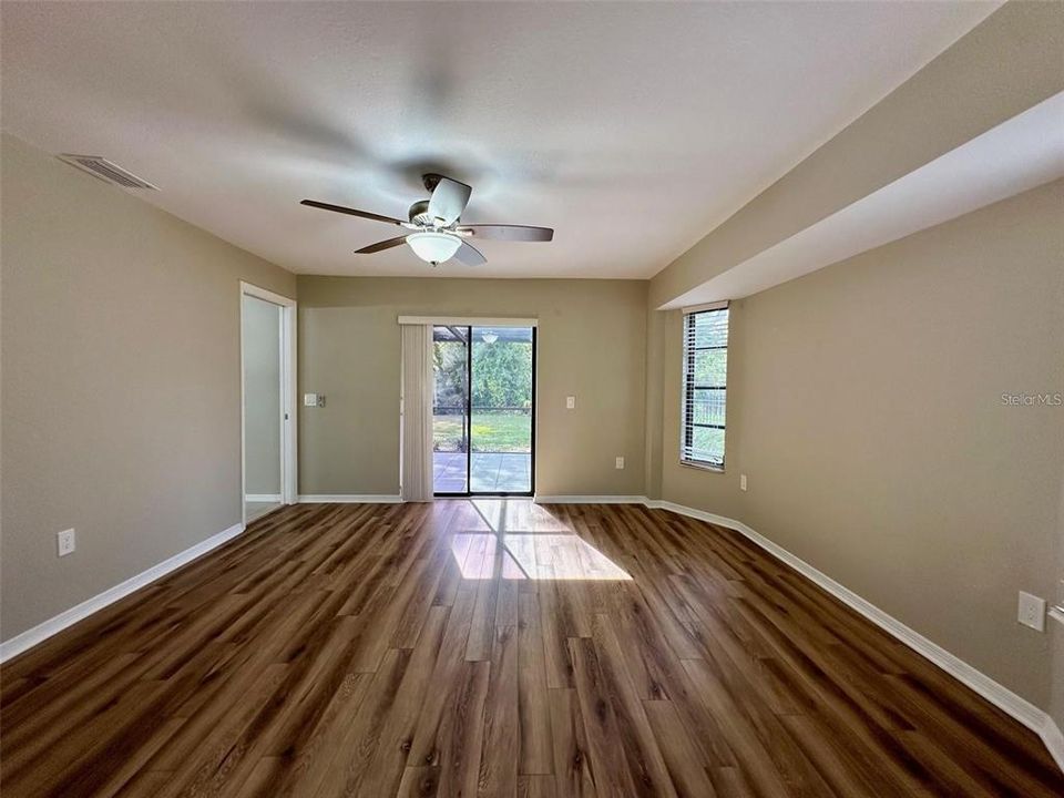 For Rent: $1,950 (3 beds, 2 baths, 1740 Square Feet)