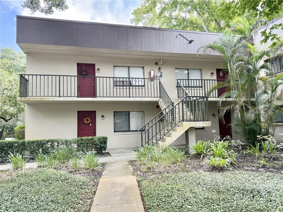 For Rent: $1,700 (2 beds, 2 baths, 960 Square Feet)