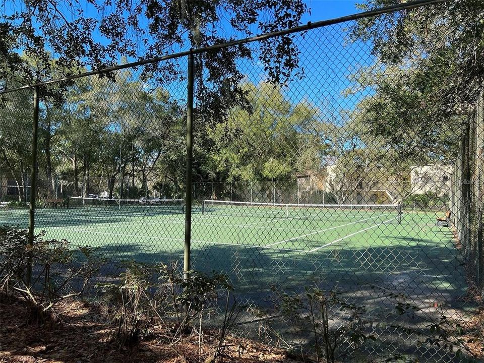 For Rent: $1,700 (2 beds, 2 baths, 960 Square Feet)