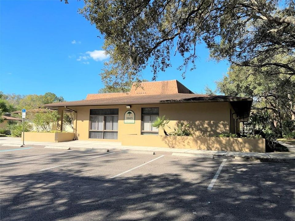For Rent: $1,700 (2 beds, 2 baths, 960 Square Feet)