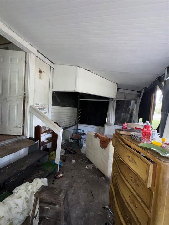 For Sale: $25,500 (2 beds, 2 baths, 630 Square Feet)