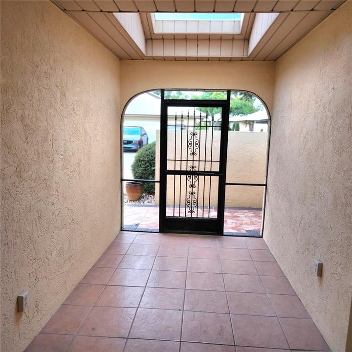 En Venta: $332,300 (2 camas, 2 baños, 1742 Pies cuadrados)