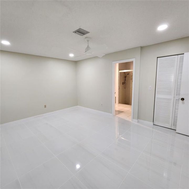 En Venta: $332,300 (2 camas, 2 baños, 1742 Pies cuadrados)