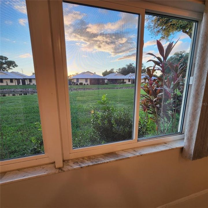 En Venta: $332,300 (2 camas, 2 baños, 1742 Pies cuadrados)