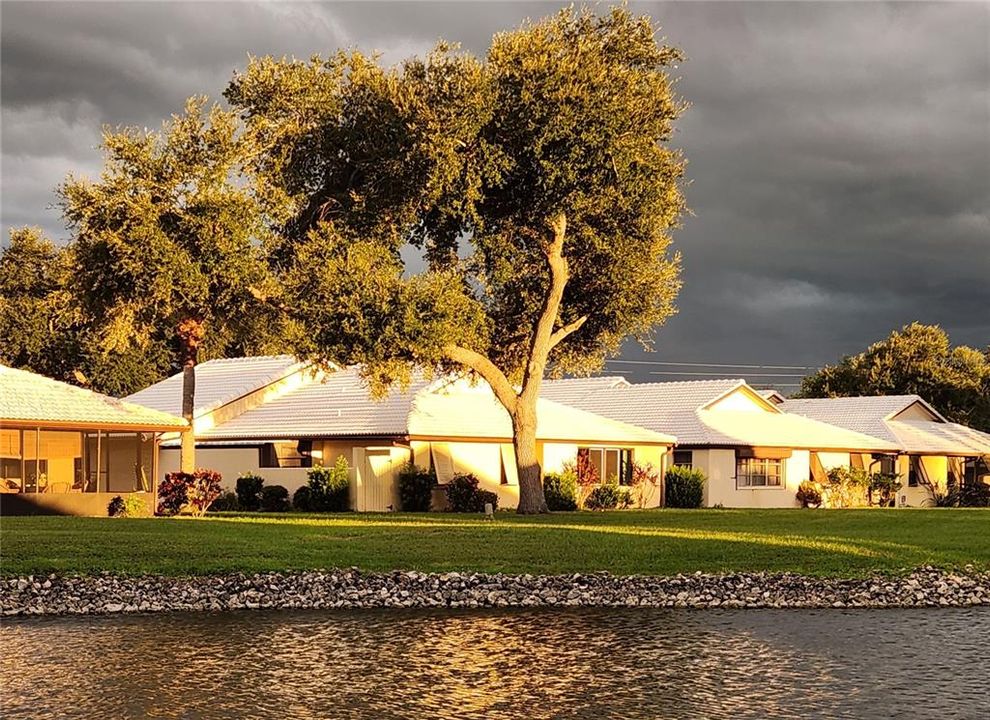 En Venta: $332,300 (2 camas, 2 baños, 1742 Pies cuadrados)
