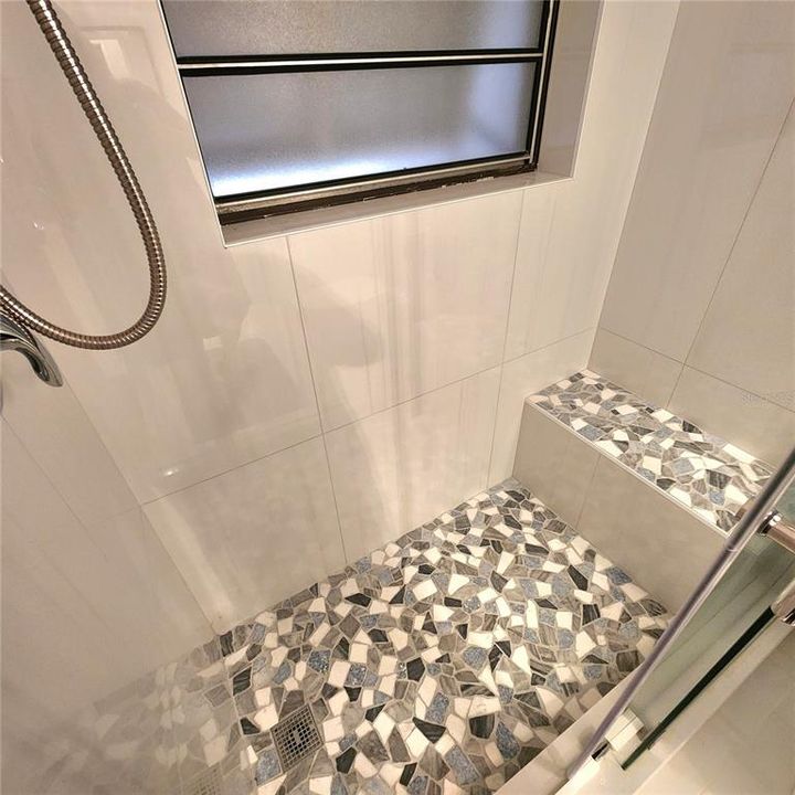 En Venta: $332,300 (2 camas, 2 baños, 1742 Pies cuadrados)