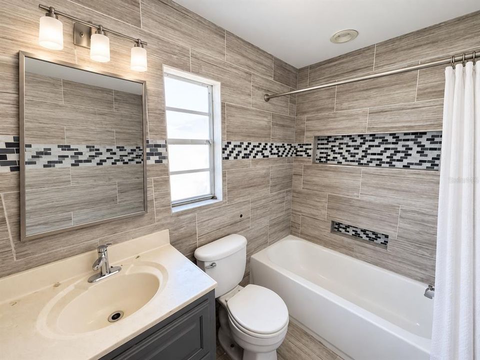 For Sale: $174,900 (3 beds, 2 baths, 1283 Square Feet)
