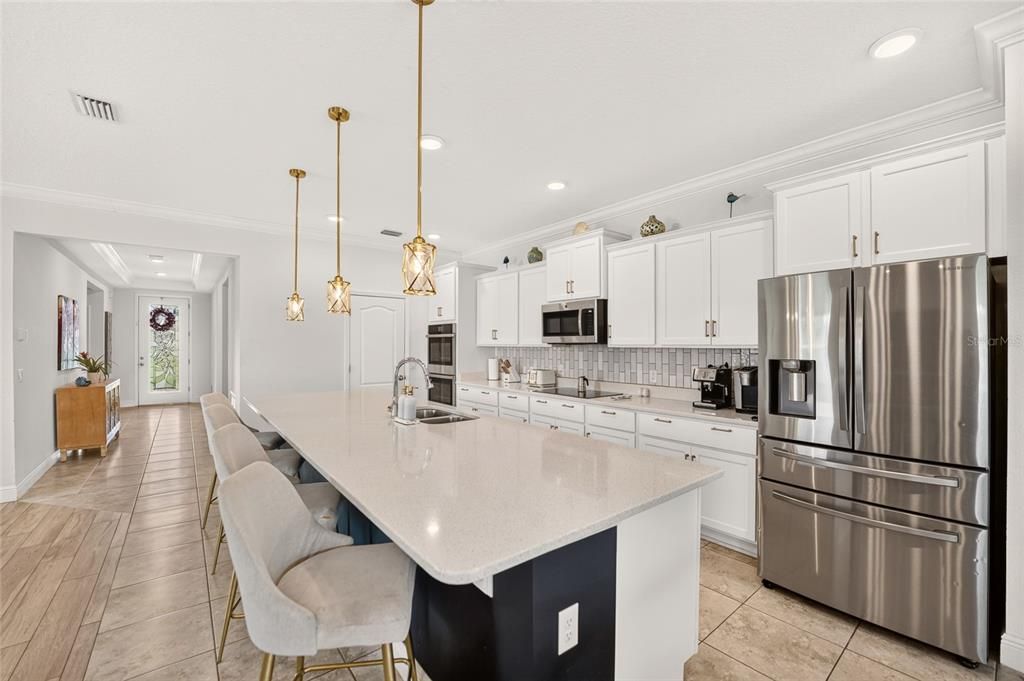 En Venta: $649,000 (4 camas, 3 baños, 2926 Pies cuadrados)