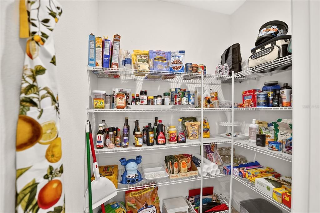 En Venta: $649,000 (4 camas, 3 baños, 2926 Pies cuadrados)