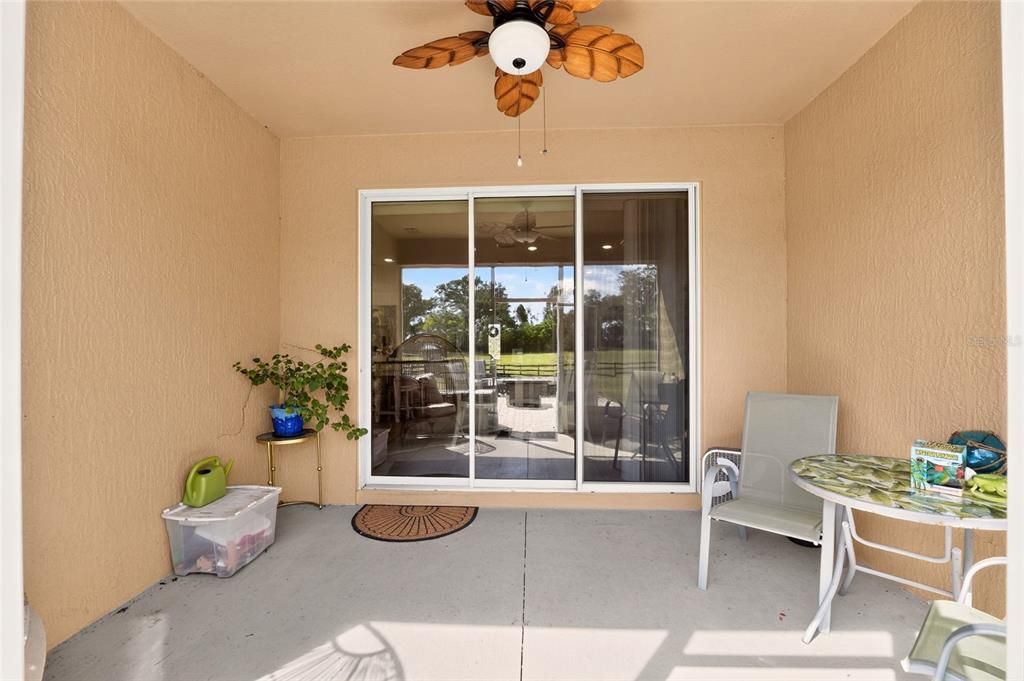 En Venta: $649,000 (4 camas, 3 baños, 2926 Pies cuadrados)