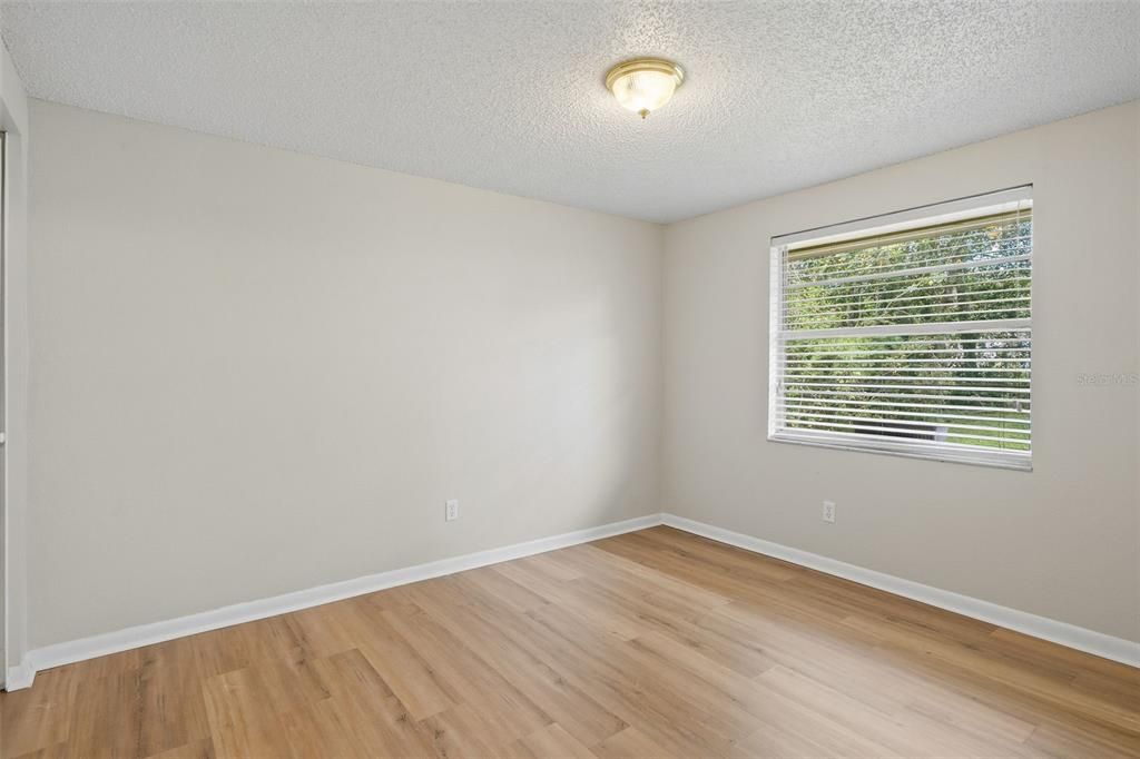 For Sale: $380,000 (3 beds, 2 baths, 1296 Square Feet)