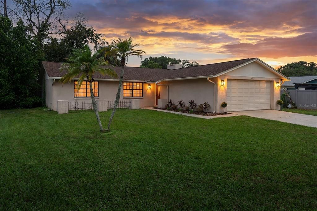 For Sale: $380,000 (3 beds, 2 baths, 1296 Square Feet)