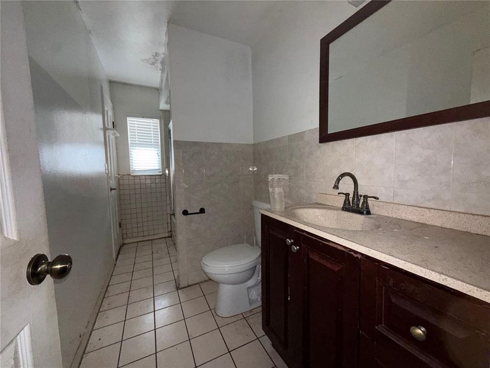 For Sale: $179,900 (4 beds, 2 baths, 1410 Square Feet)