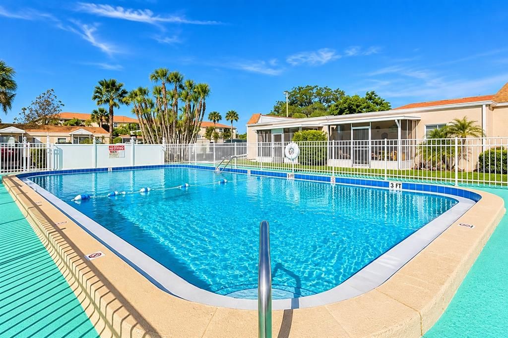For Sale: $125,000 (2 beds, 2 baths, 864 Square Feet)