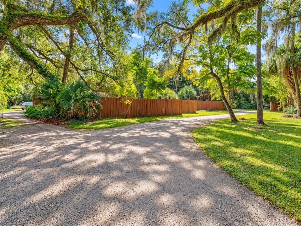 For Sale: $599,999 (4 beds, 4 baths, 2400 Square Feet)