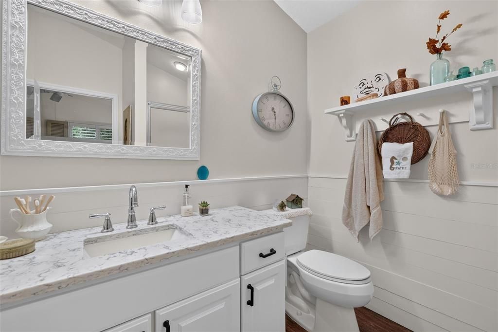 For Sale: $359,000 (2 beds, 2 baths, 1138 Square Feet)