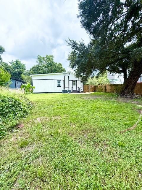 В аренду: $2,400 (4 спален, 2 ванн, 1254 Квадратных фут)