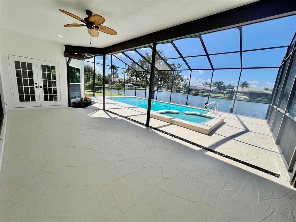 En Venta: $1,219,900 (3 camas, 2 baños, 2302 Pies cuadrados)
