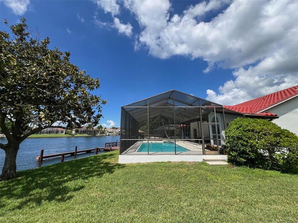 En Venta: $1,219,900 (3 camas, 2 baños, 2302 Pies cuadrados)