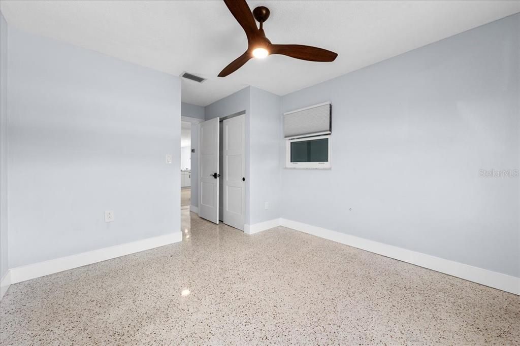 En Venta: $445,000 (2 camas, 2 baños, 986 Pies cuadrados)