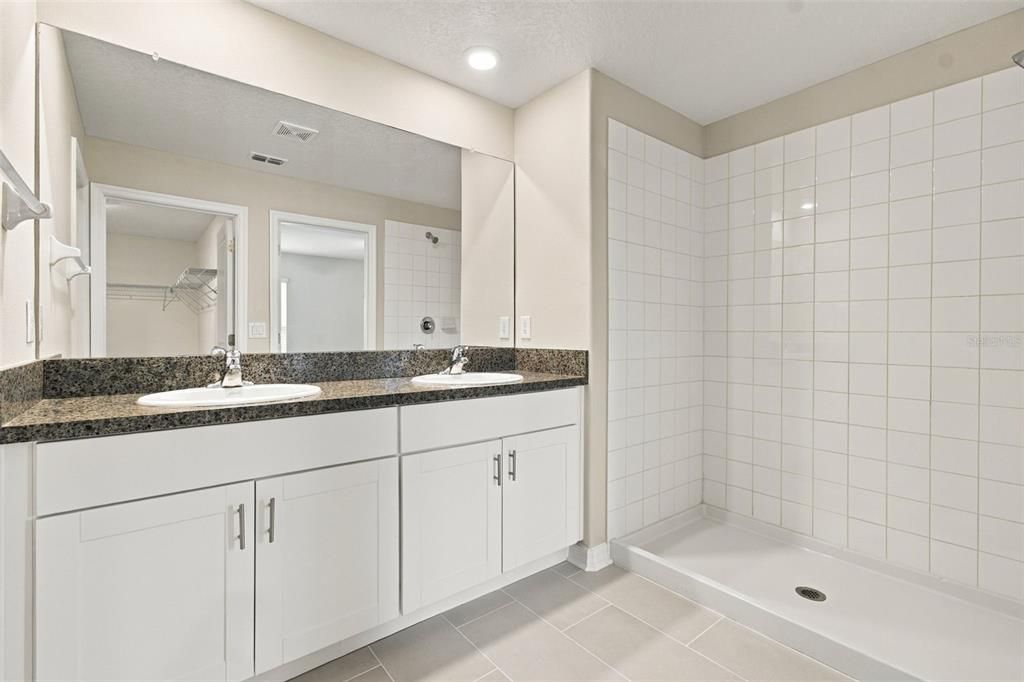 For Sale: $345,000 (4 beds, 2 baths, 1850 Square Feet)