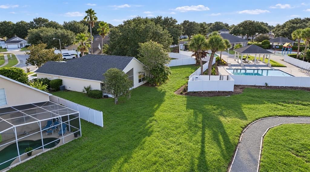 For Sale: $368,000 (3 beds, 2 baths, 1740 Square Feet)