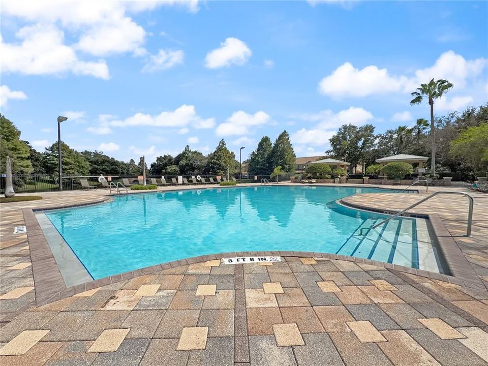 For Sale: $250,000 (3 beds, 2 baths, 1412 Square Feet)