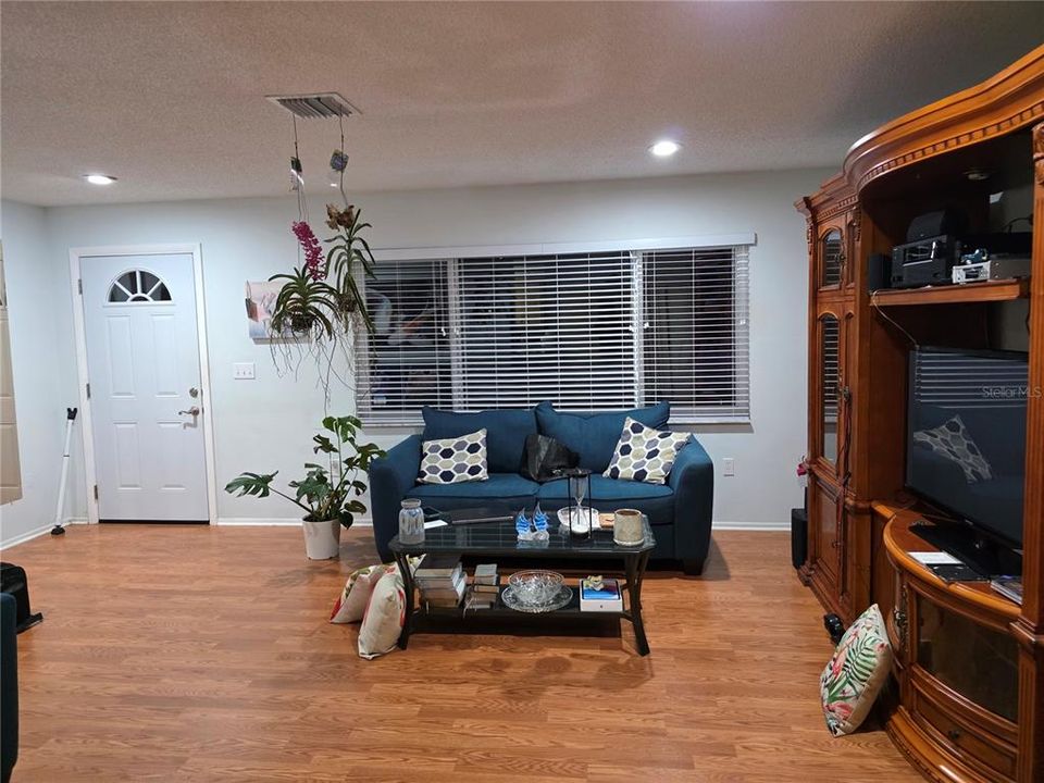En Venta: $290,000 (2 camas, 2 baños, 1156 Pies cuadrados)