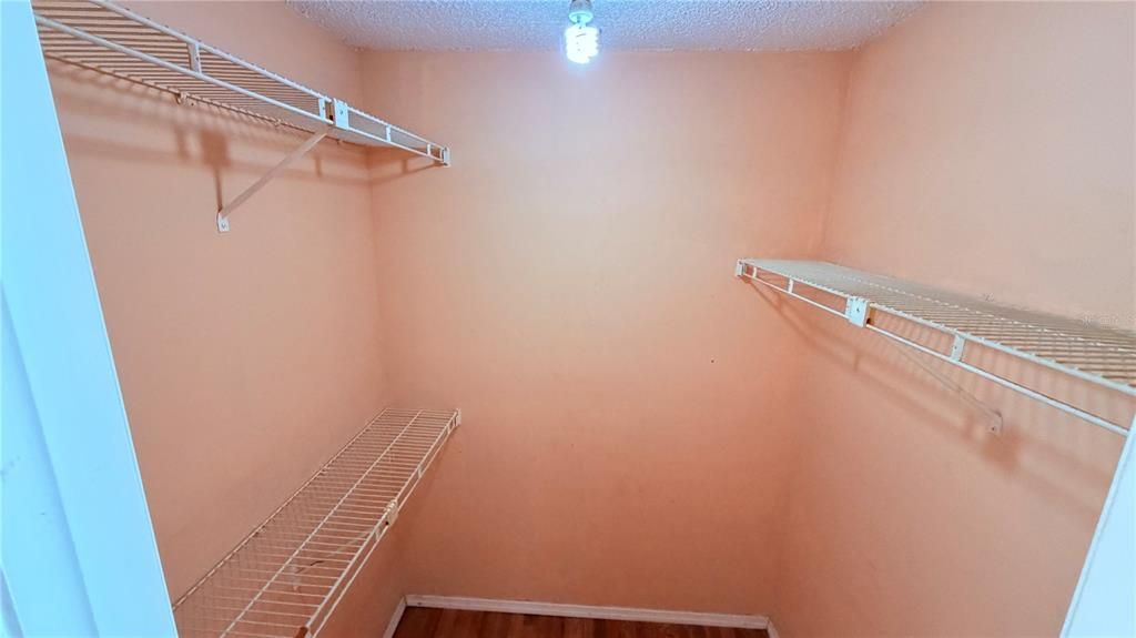 В аренду: $1,150 (1 спален, 1 ванн, 660 Квадратных фут)