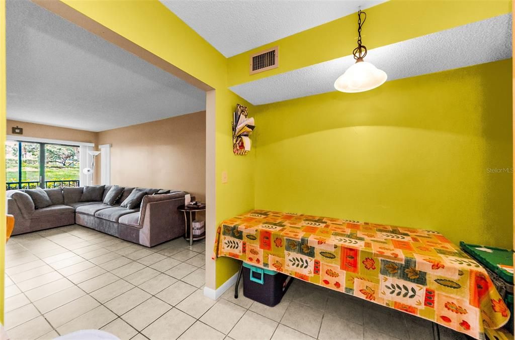 For Rent: $1,850 (2 beds, 2 baths, 1038 Square Feet)