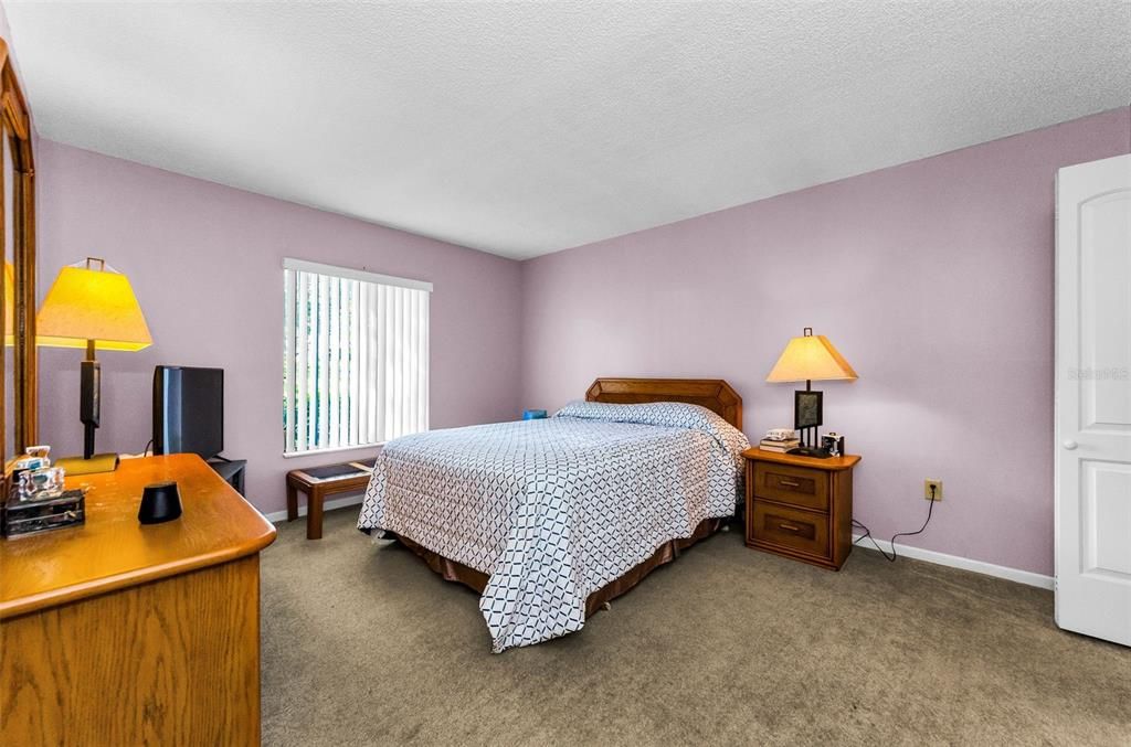 For Rent: $1,850 (2 beds, 2 baths, 1038 Square Feet)
