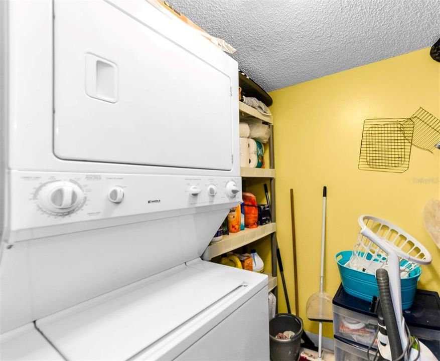 For Rent: $1,850 (2 beds, 2 baths, 1038 Square Feet)