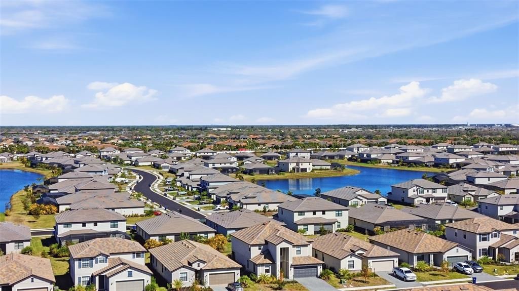 For Rent: $4,700 (5 beds, 3 baths, 3257 Square Feet)
