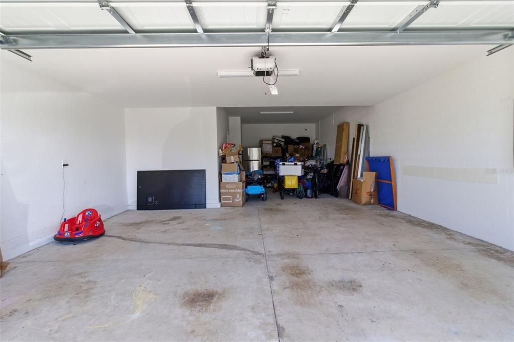 For Rent: $4,700 (5 beds, 3 baths, 3257 Square Feet)