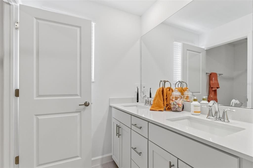 For Rent: $4,700 (5 beds, 3 baths, 3257 Square Feet)