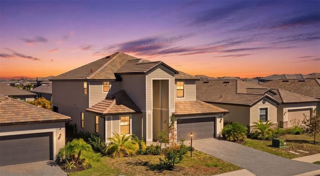 For Rent: $4,700 (5 beds, 3 baths, 3257 Square Feet)