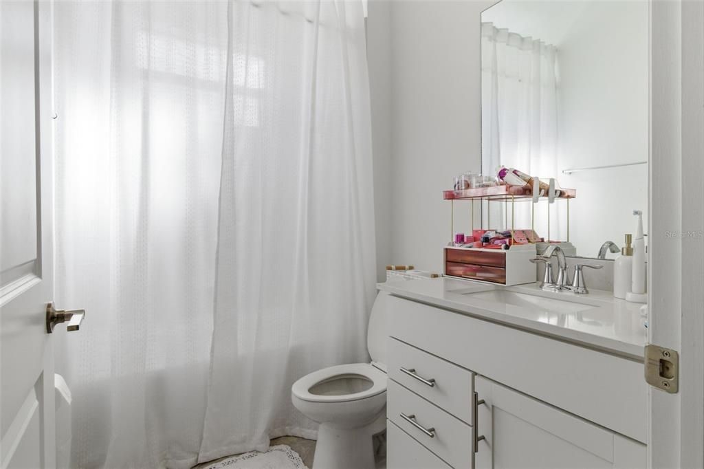 For Rent: $4,700 (5 beds, 3 baths, 3257 Square Feet)