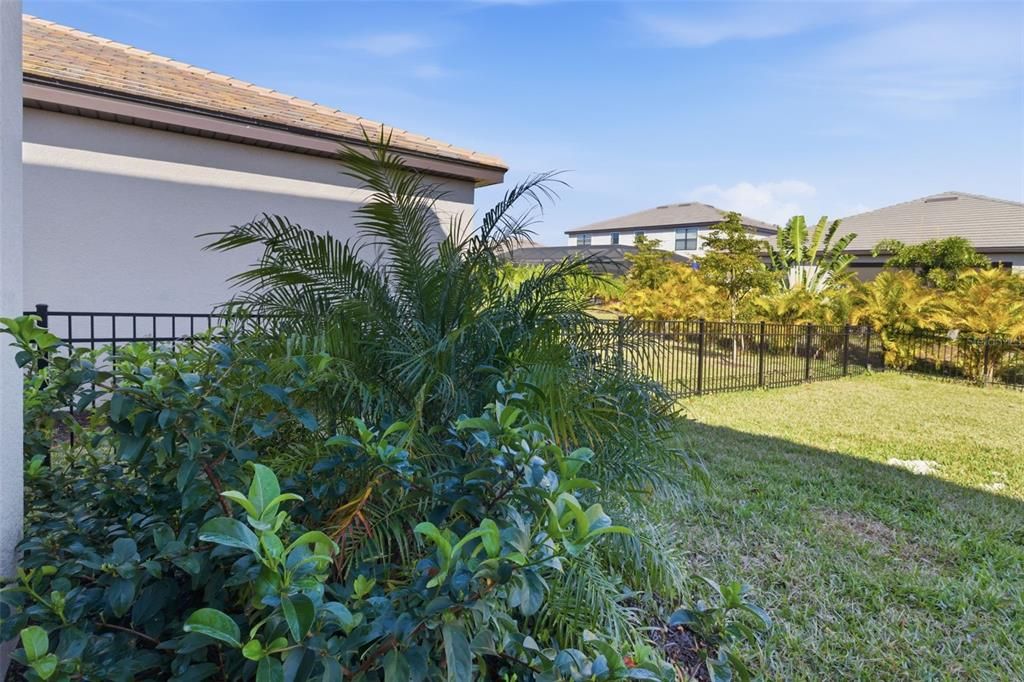 For Rent: $4,700 (5 beds, 3 baths, 3257 Square Feet)
