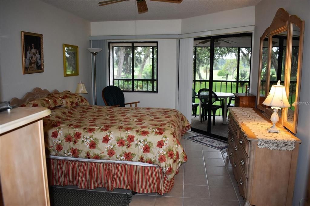 For Rent: $2,200 (2 beds, 2 baths, 1125 Square Feet)