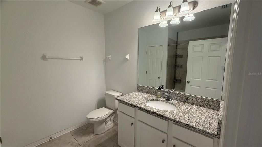For Rent: $2,450 (4 beds, 3 baths, 2098 Square Feet)