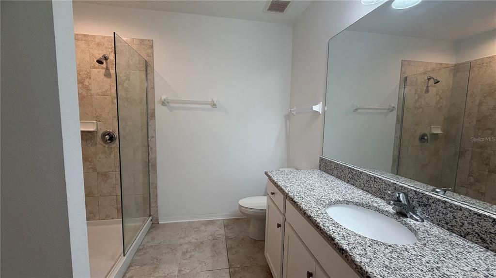 For Rent: $2,450 (4 beds, 3 baths, 2098 Square Feet)