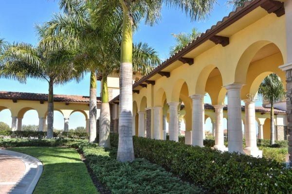 For Rent: $2,300 (2 beds, 2 baths, 1420 Square Feet)