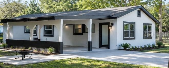 For Sale: $275,000 (3 beds, 2 baths, 1520.08 Square Feet)