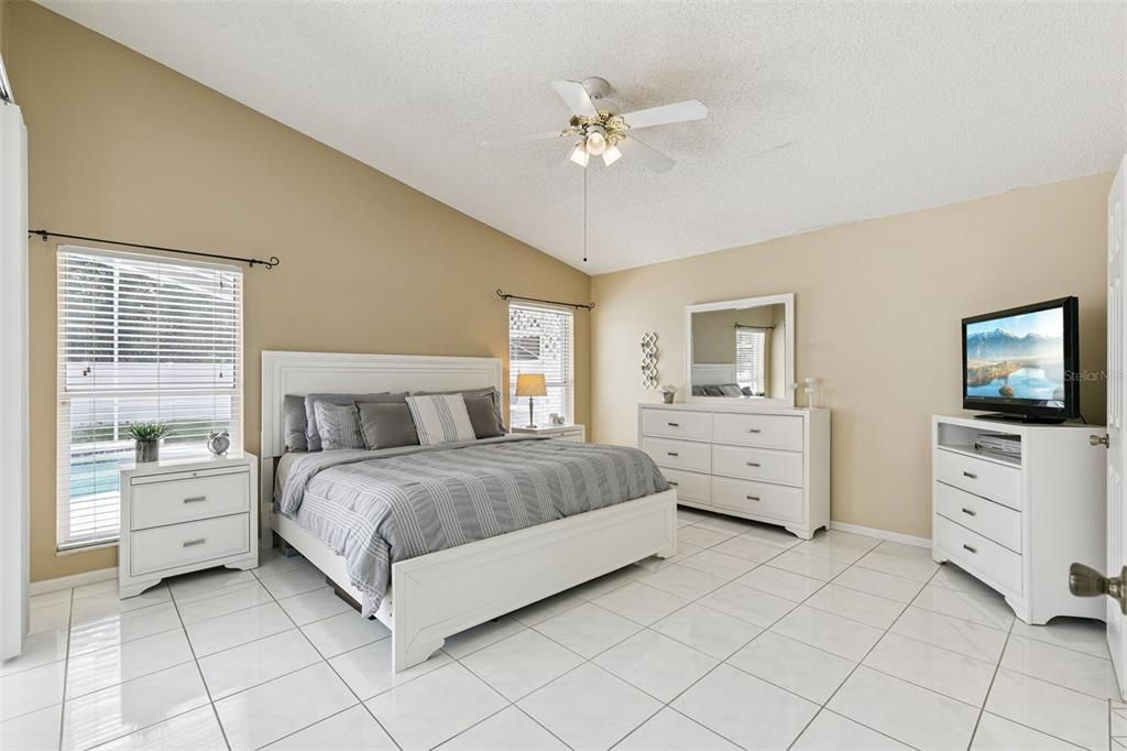 For Sale: $450,000 (4 beds, 2 baths, 2056 Square Feet)