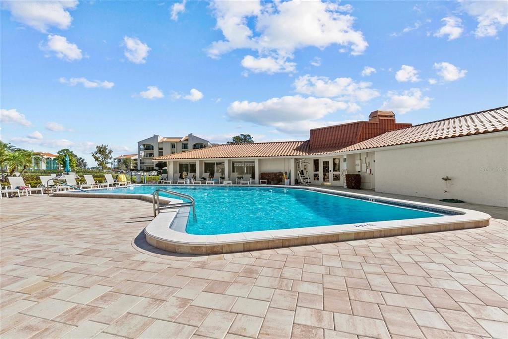 En Venta: $349,900 (2 camas, 2 baños, 1065 Pies cuadrados)