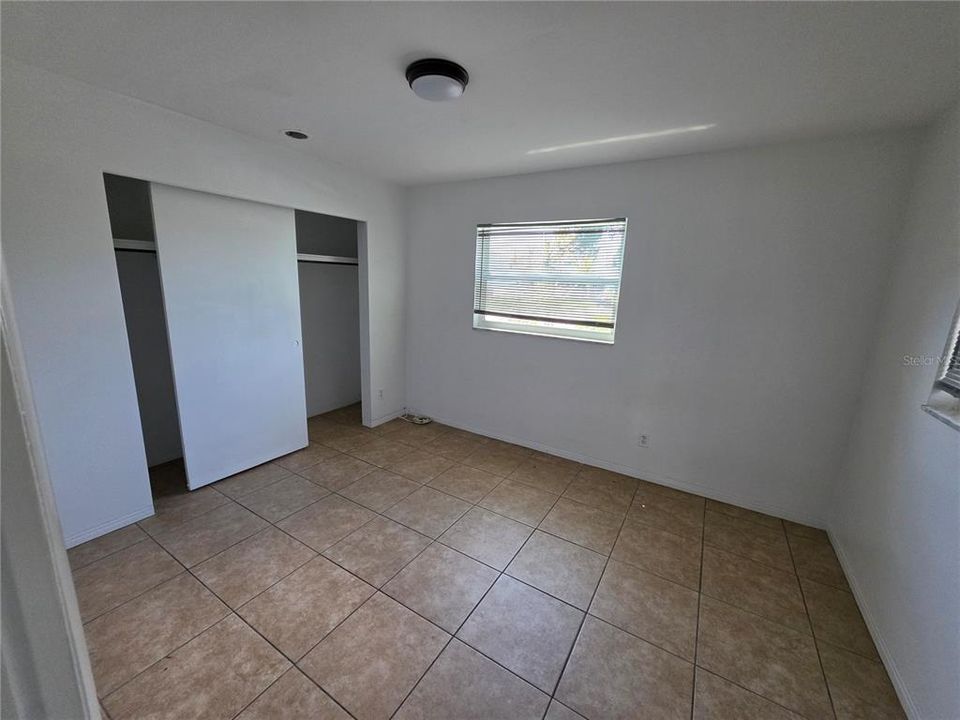 For Rent: $2,200 (2 beds, 1 baths, 925 Square Feet)