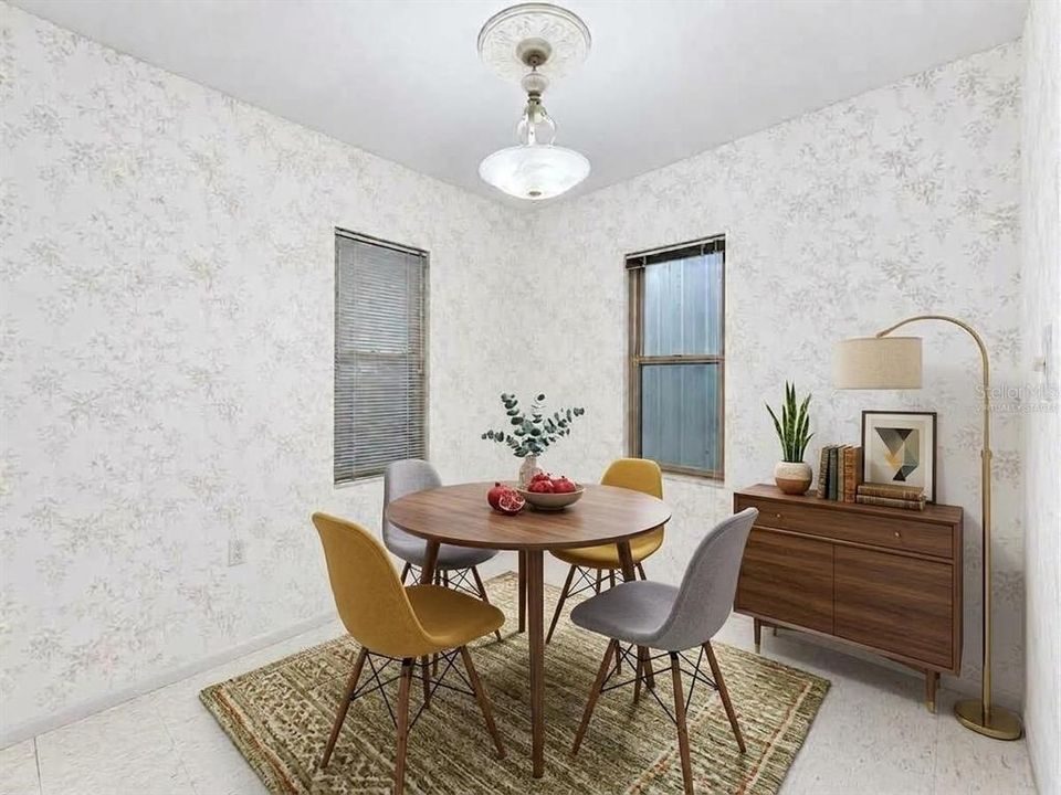 En Venta: $318,000 (3 camas, 2 baños, 1306 Pies cuadrados)
