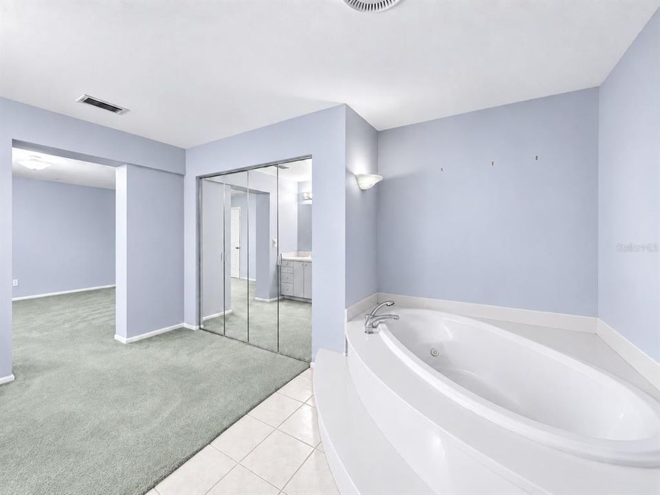 En Venta: $318,000 (3 camas, 2 baños, 1306 Pies cuadrados)