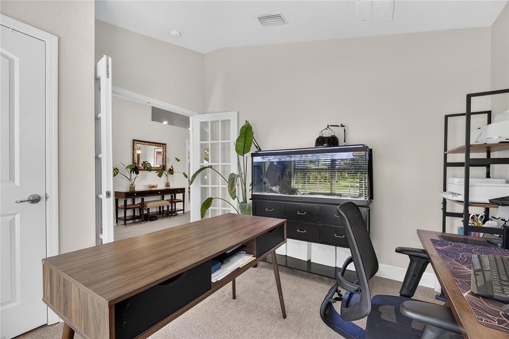 En Venta: $349,900 (3 camas, 2 baños, 2237 Pies cuadrados)